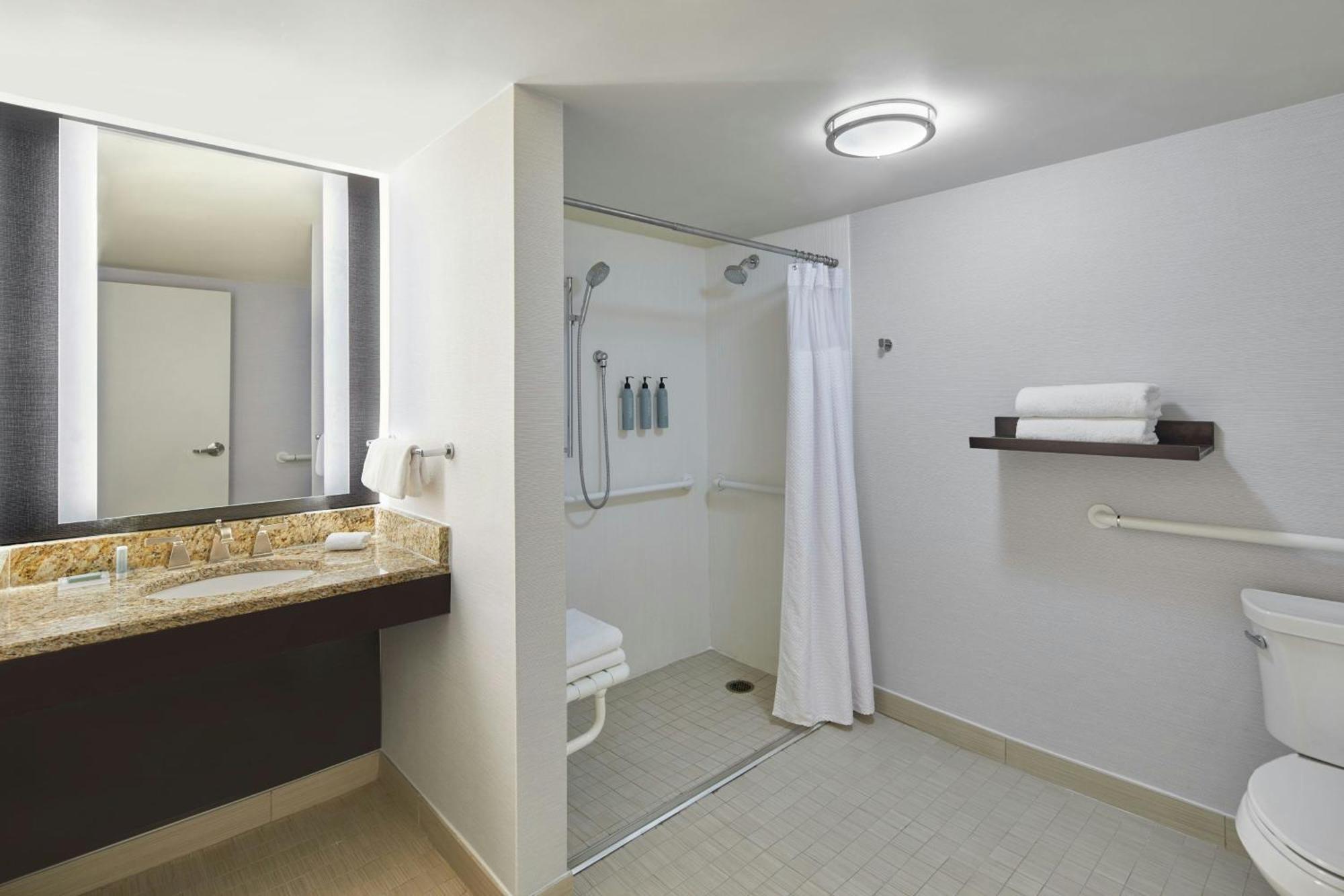 Hotel Courtyard By Marriott Lebanon Exterior foto